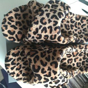 NEW IN BOX Vionic Women's Indulge Relax Slipper